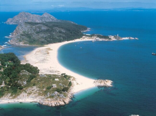 islas-cies-senderismo-teambuilding rutas de senderismo teambuilding galicia
