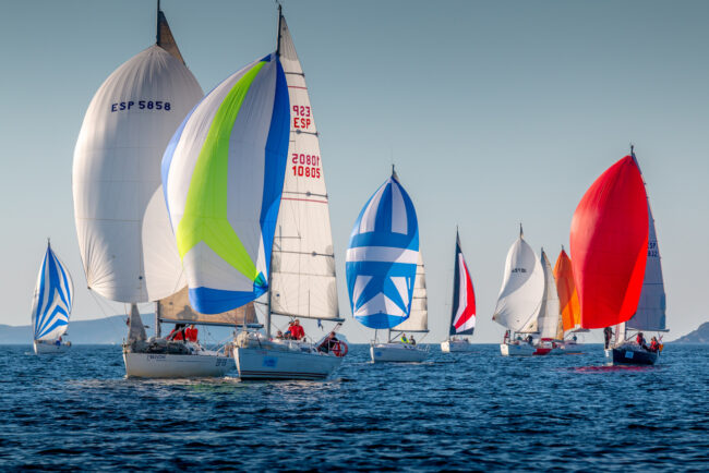 regata-teambuilding-empresas-galicia deportes acuáticos teambuilding Galicia